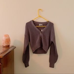 NWT URBAN OUTFITTERS cropped 3 button grey sweater